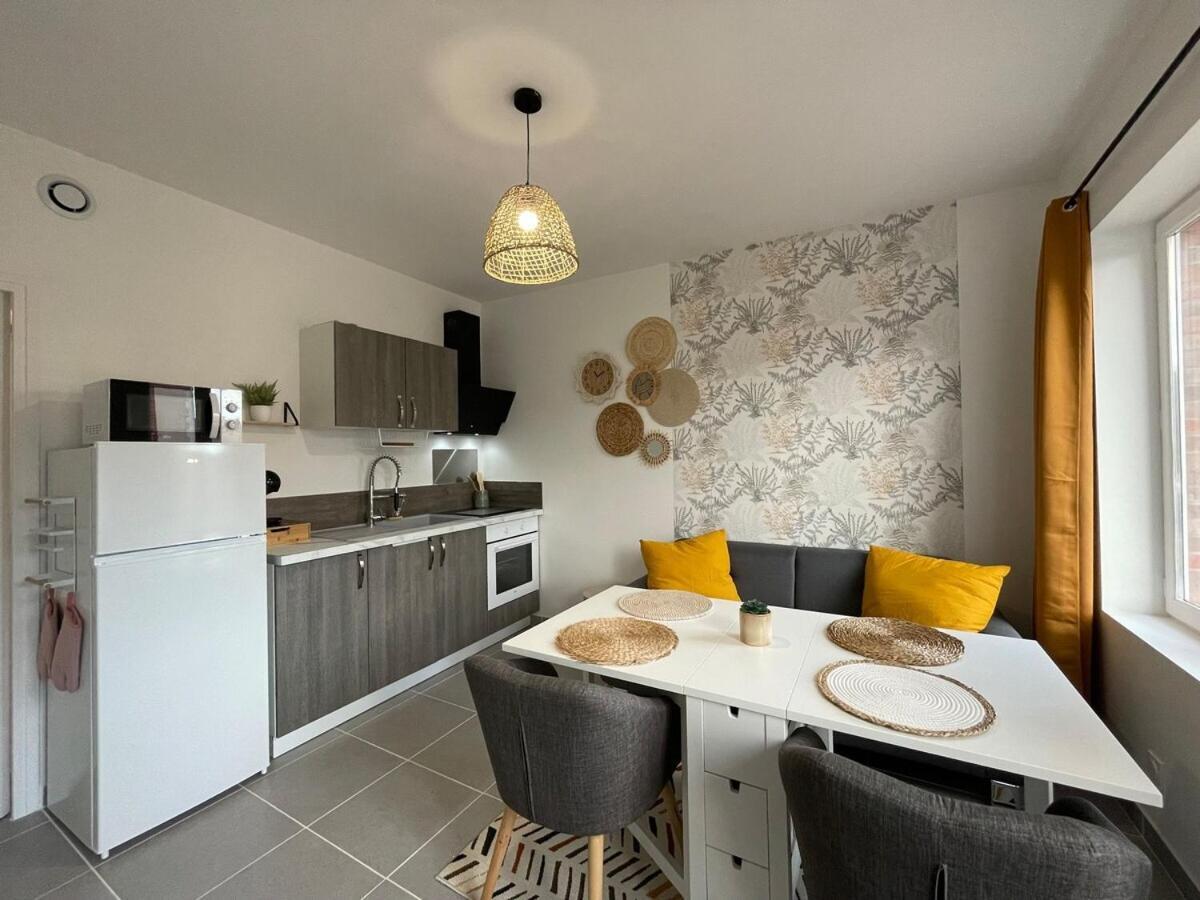 Le Familial Proche Gare Apartamento Sens Exterior foto