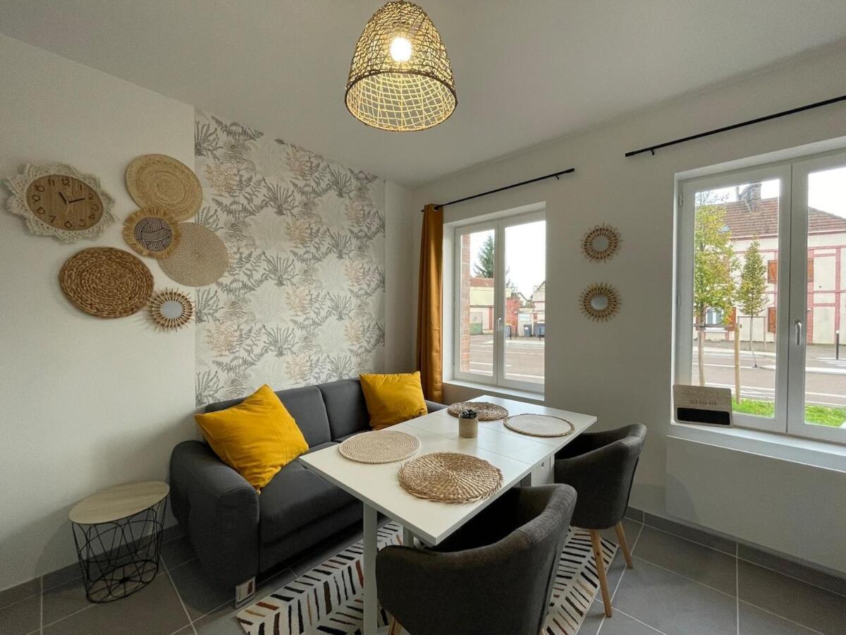 Le Familial Proche Gare Apartamento Sens Exterior foto